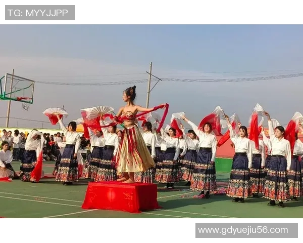 西安街舞队的灵魂探秘:舞动青春与文化的交融之旅 西安街舞队的灵魂探秘:舞动青春与文化的交融之旅